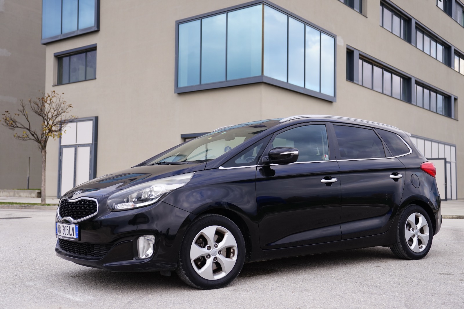 Kia Carens
